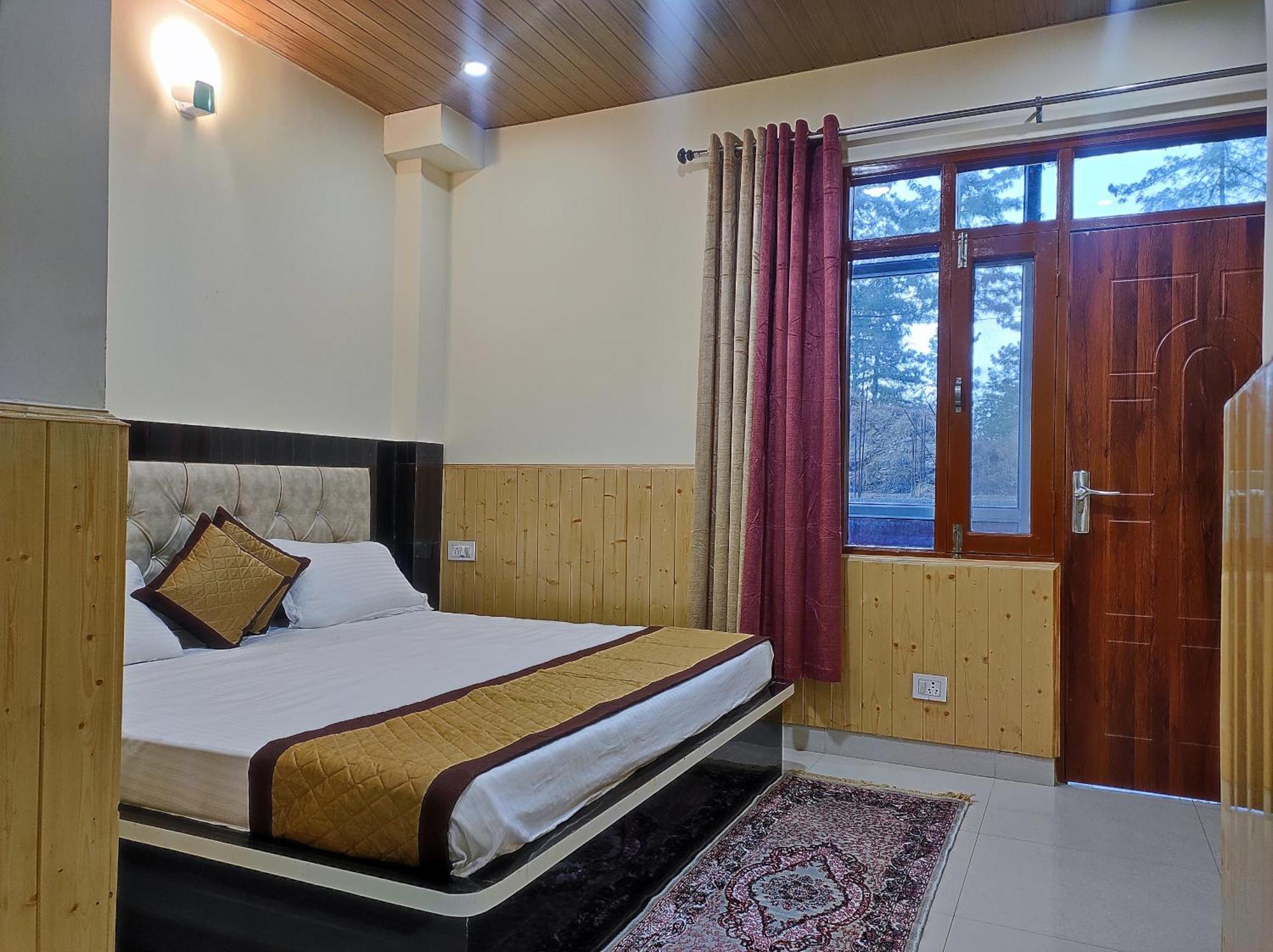 Vintage Woods Inn Shimla Exterior photo