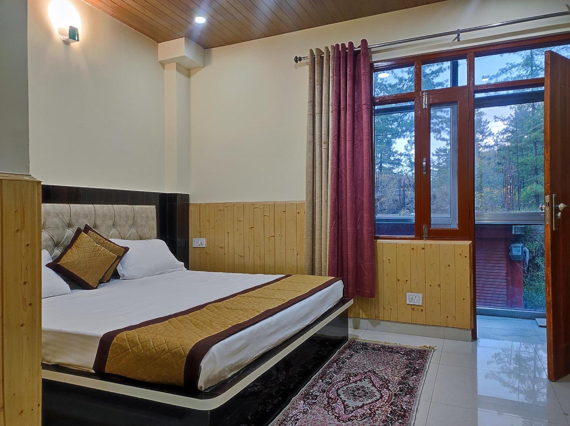 Vintage Woods Inn Shimla Exterior photo