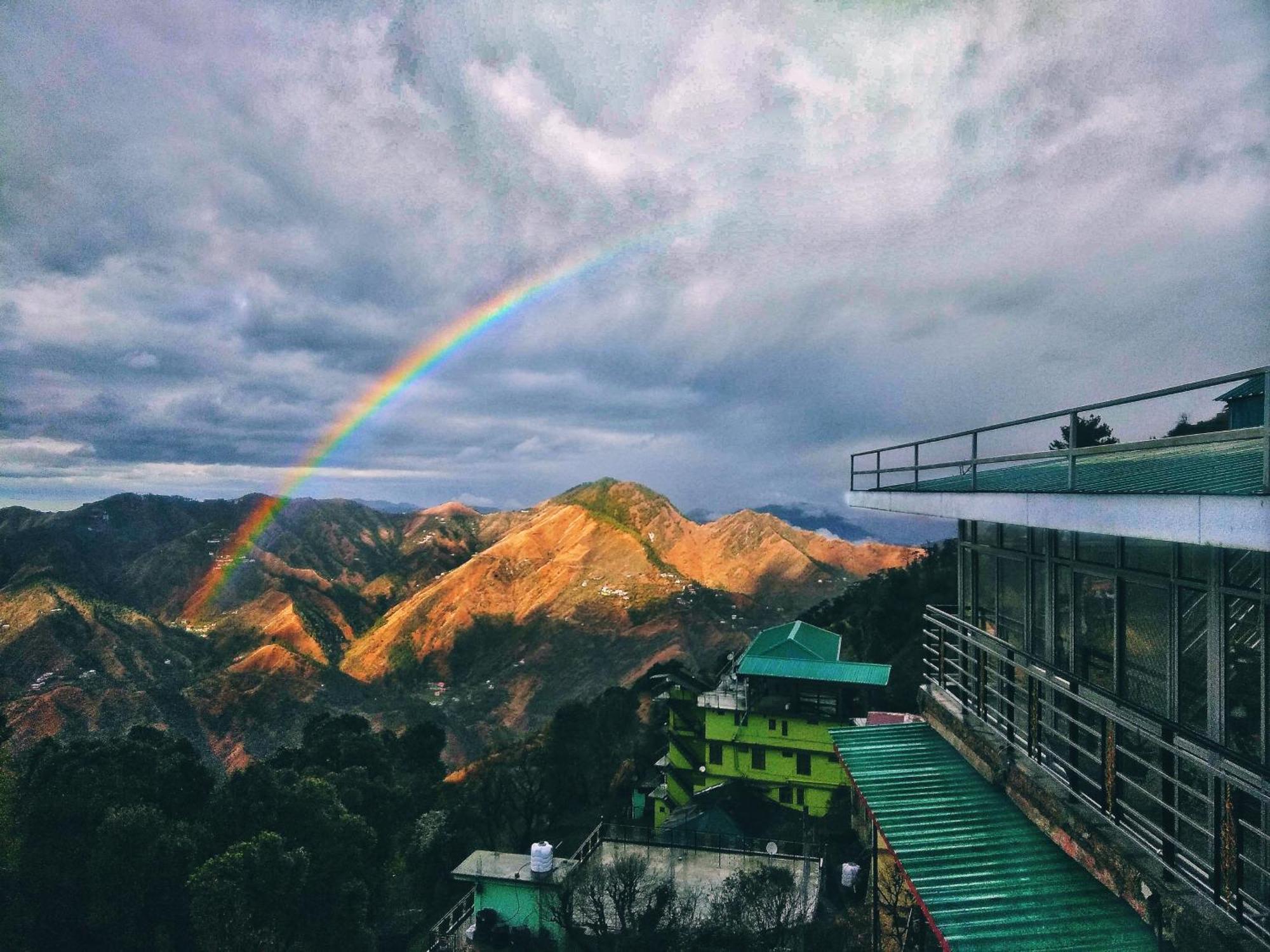Vintage Woods Inn Shimla Exterior photo